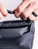 Matador | FlatPak V2 Waterproof Toiletry Case 2L | 防水盥洗包 | 完全防漏防水 | IPX7 + 捲口