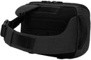 Incase DSLR Sling Pack with Woolenex 專業單眼相機包 - 石墨黑，採用 Woolenex 羊毛聚酯材料 ，相容 13” MacBook Air(Retina) 以下尺寸筆電 。單肩斜背設計可快速拿取相機 ，可自由調整間距的內部收納空間 ，可收納 1 機 2 鏡頭或外接閃光燈 。額外收納外接閃光燈及其他配備 ，筆記型電腦獨立隔層 ，絨毛內襯設計安全保護設備 ，符合人體工學的肩背帶設計 。背墊透氣網眼布材質 ，側邊可穩固腳架，方便收納 。